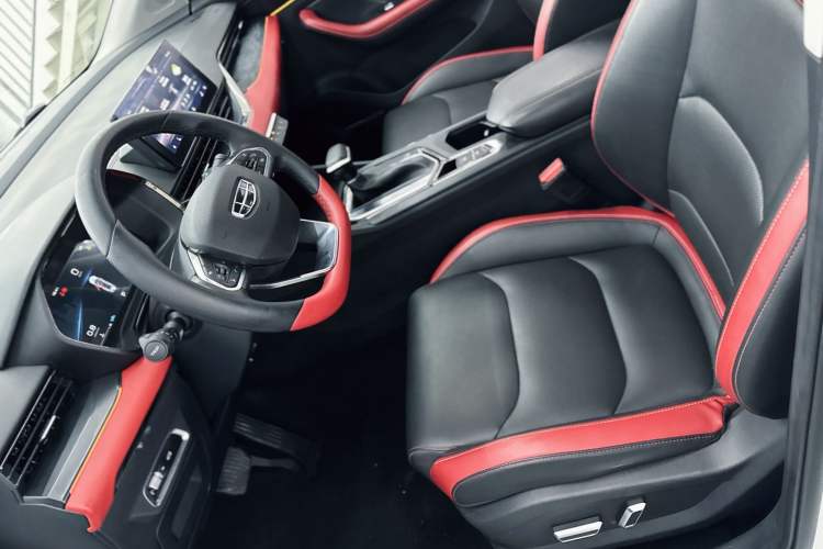 Used Geely Auto Emgrand S 2021 1.4T CVT Prestige Edition Interior 4