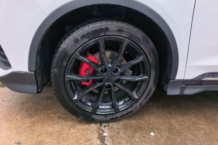 Used Geely Auto Emgrand S 2021 1.4T CVT Prestige Edition Left Front Wheel Hub