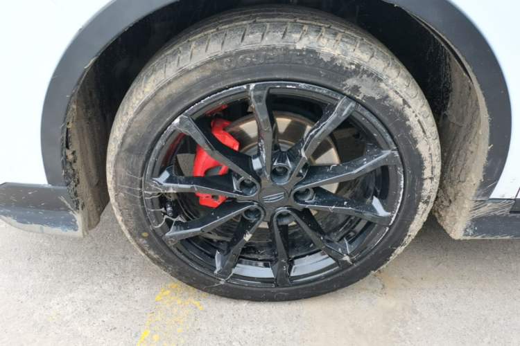 Used Geely Auto Emgrand S 2021 1.4T CVT Luxury Version Left Front Wheel Hub