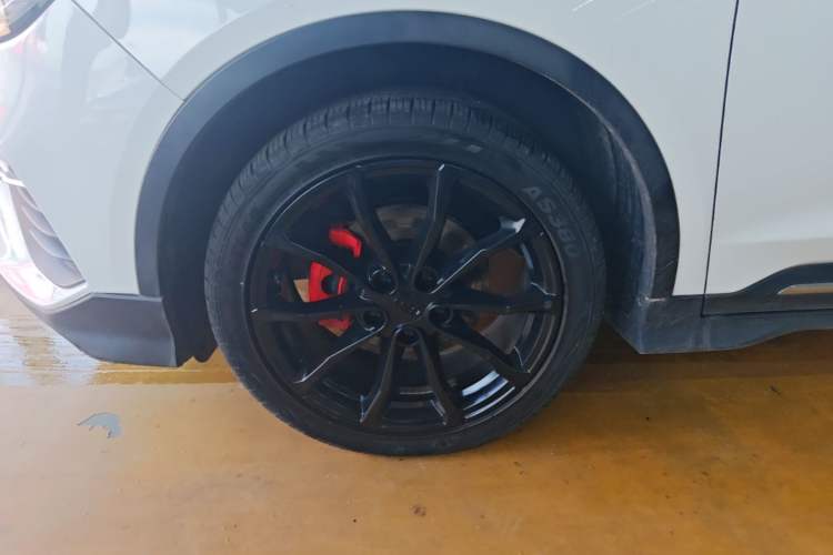 Used Geely Auto Emgrand S 2021 1.4T CVT Flagship Edition Left Front Wheel Hub
