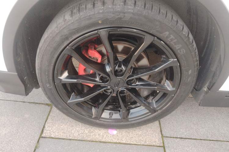 Used Geely Auto Emgrand S 2021 1.4T CVT Luxury Version Left Front Wheel Hub