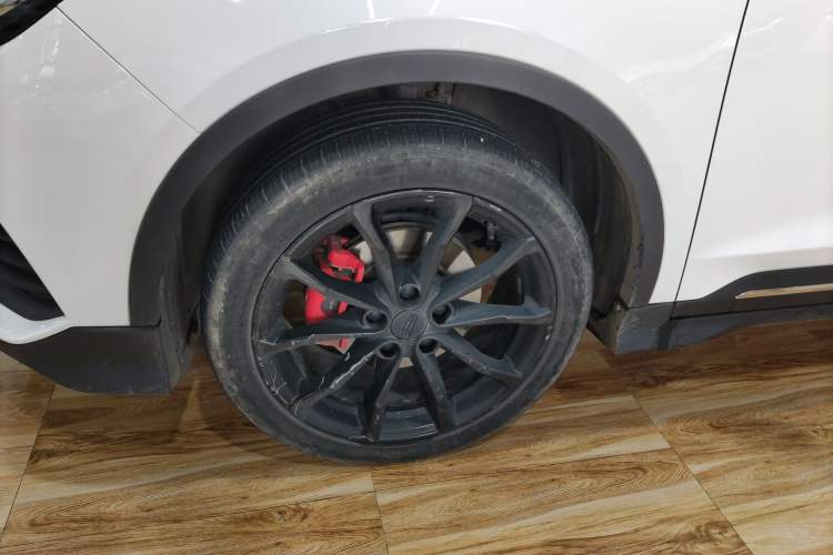 Used Geely Auto Emgrand S 2021 1.4T CVT Luxury Version Left Front Wheel Hub