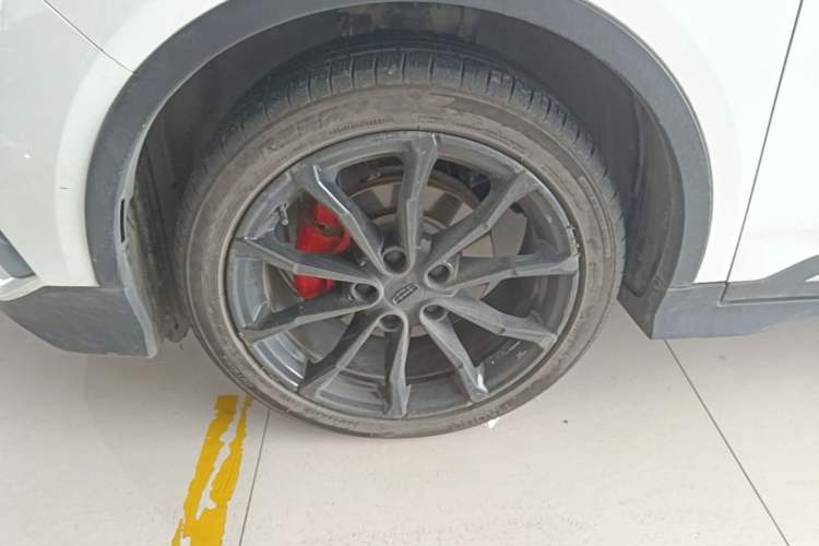 Used Geely Auto Emgrand S 2021 1.4T CVT Prestige Edition Left Front Wheel Hub