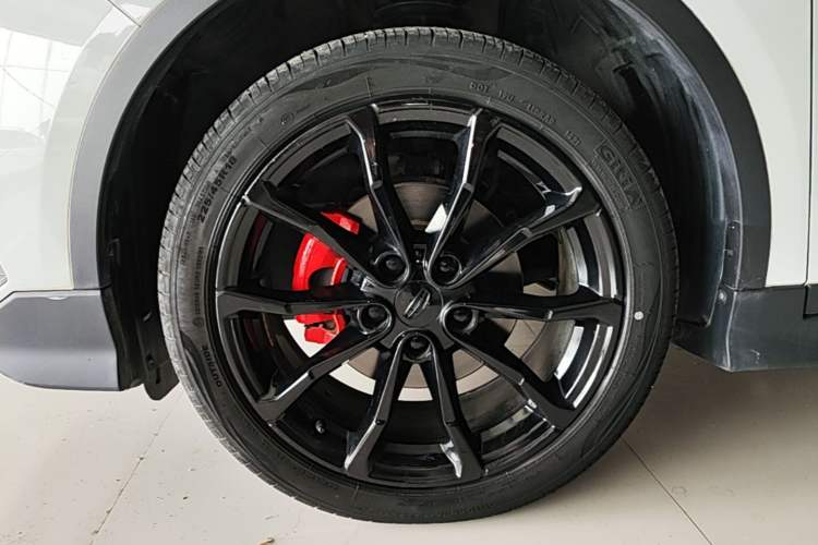 Used Geely Auto Emgrand S 2021 1.4T CVT Luxury Version Left Front Wheel Hub