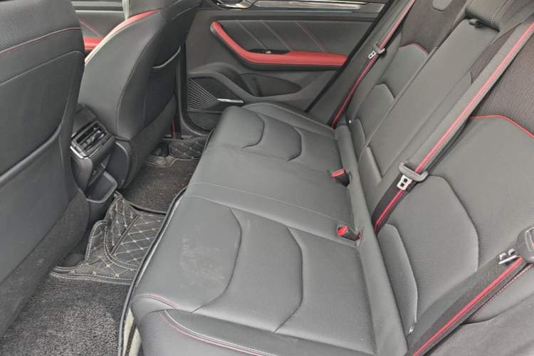 Used Geely Auto Emgrand S 2021 1.4T CVT Flagship Edition Left Rear Seat