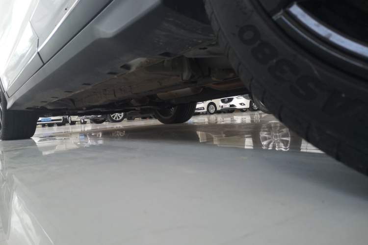 Used Geely Auto Emgrand S 2021 1.4T CVT Prestige Edition Left Side Sill