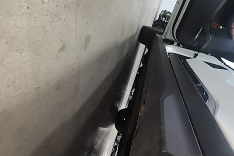Used Geely Auto Emgrand S 2021 1.4T CVT Luxury Version Left Side Sill