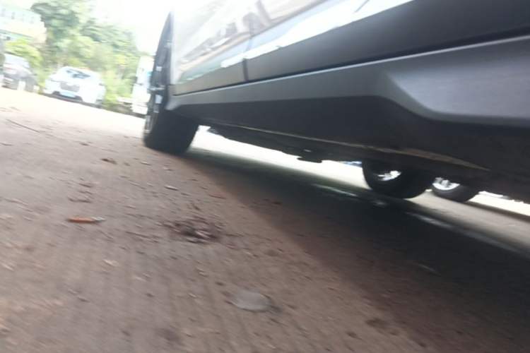 Used Geely Auto Emgrand S 2021 1.4T CVT Luxury Version Left Side Sill