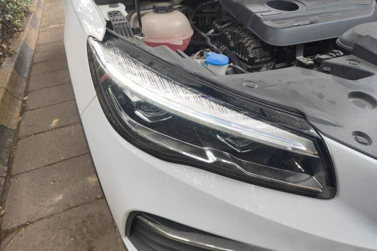 Used Geely Auto Emgrand S 2021 1.4T CVT Prestige Edition Right Front Headlight