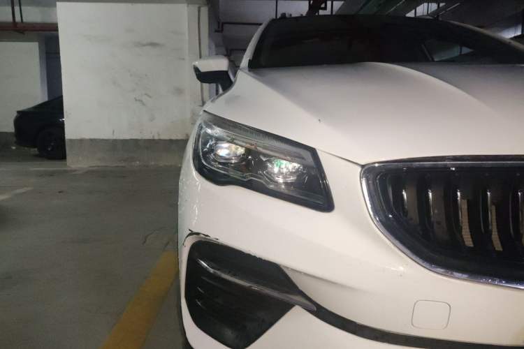 Used Geely Auto Emgrand S 2021 1.4T CVT Prestige Edition Right Front Headlight