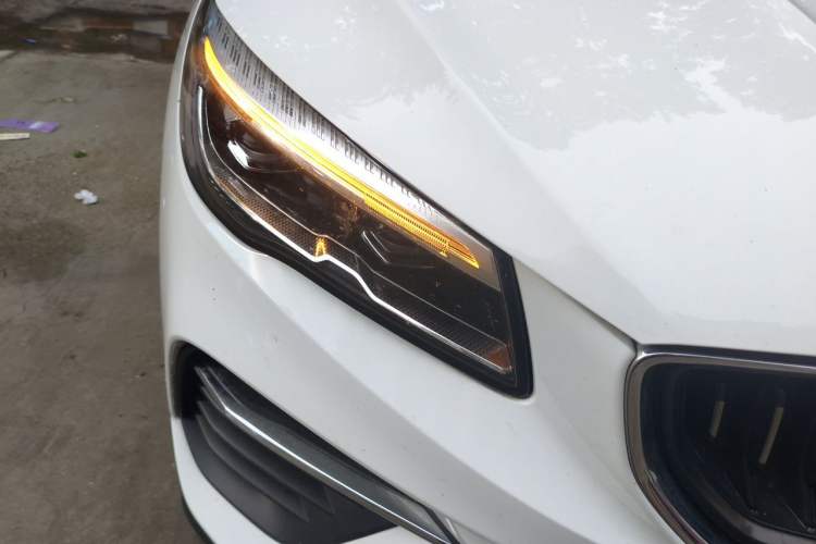 Used Geely Auto Emgrand S 2021 1.4T CVT Prestige Edition Right Front Headlight