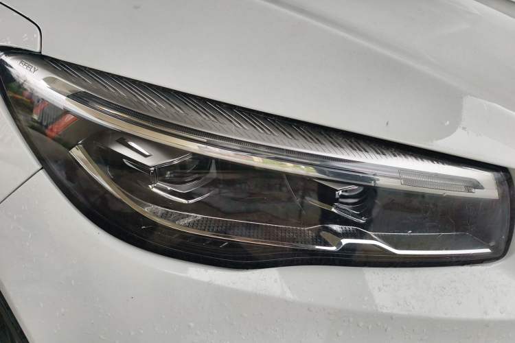 Used Geely Auto Emgrand S 2021 1.4T CVT Prestige Edition Right Front Headlight