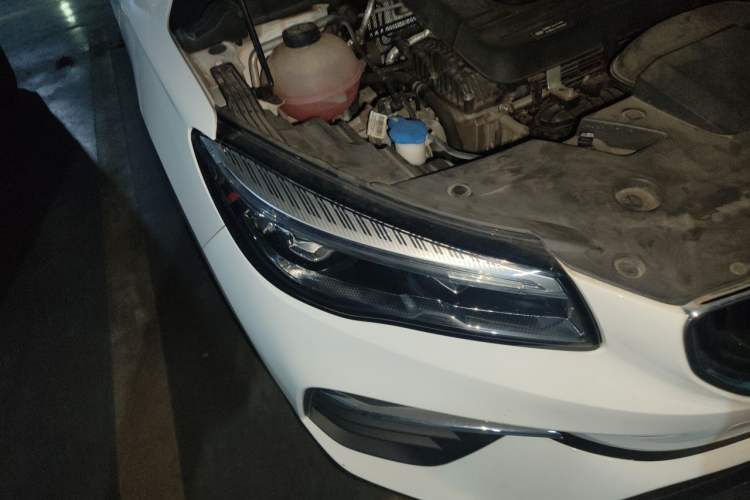 Used Geely Auto Emgrand S 2021 1.4T CVT Prestige Edition Right Front Headlight