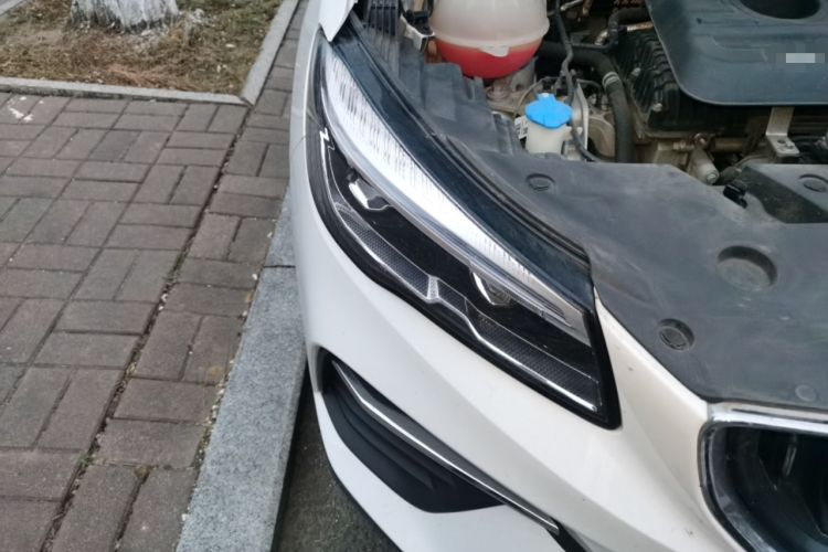 Used Geely Auto Emgrand S 2021 1.4T Manual Comfort Model Right Front Headlight