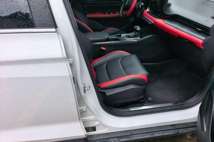 Used Geely Auto Emgrand S 2021 1.4T CVT Prestige Edition Right Front Seat