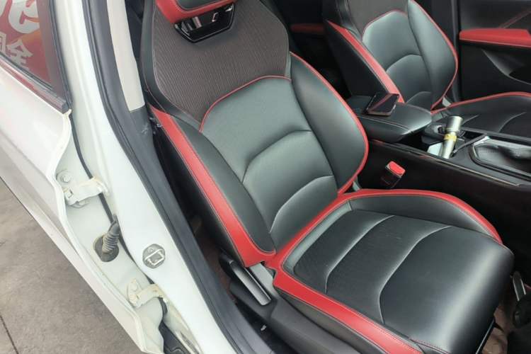 Used Geely Auto Emgrand S 2021 1.4T CVT Luxury Version Right Front Seat