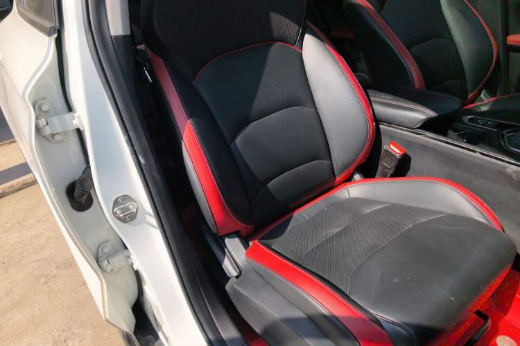Used Geely Auto Emgrand S 2021 1.4T CVT Prestige Edition Right Front Seat