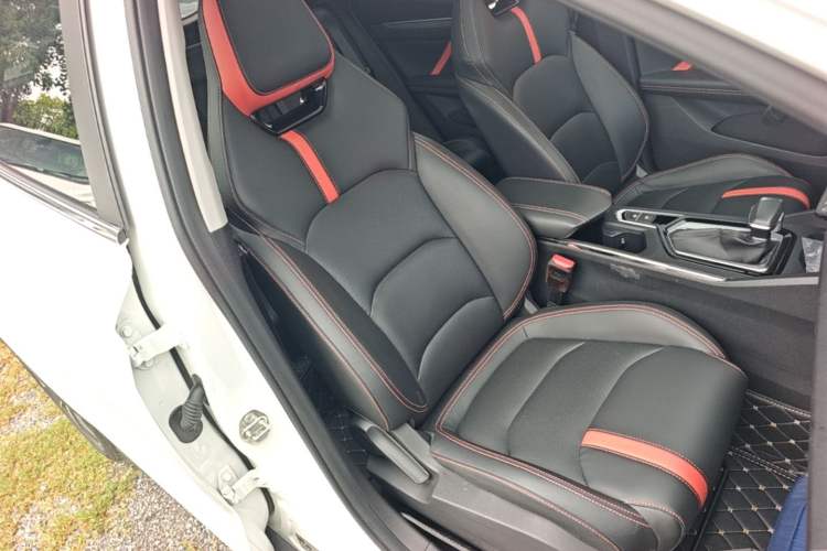Used Geely Auto Emgrand S 2021 1.4T CVT Luxury Version Right Front Seat