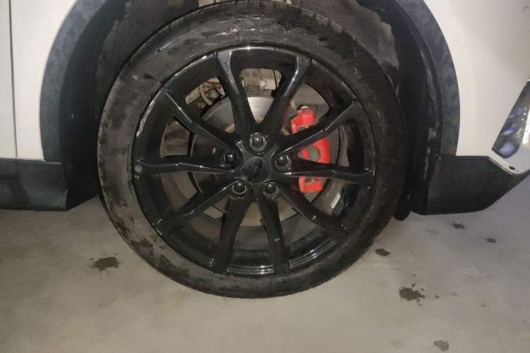 Used Geely Auto Emgrand S 2021 1.4T CVT Prestige Edition Right Front Wheel Hub