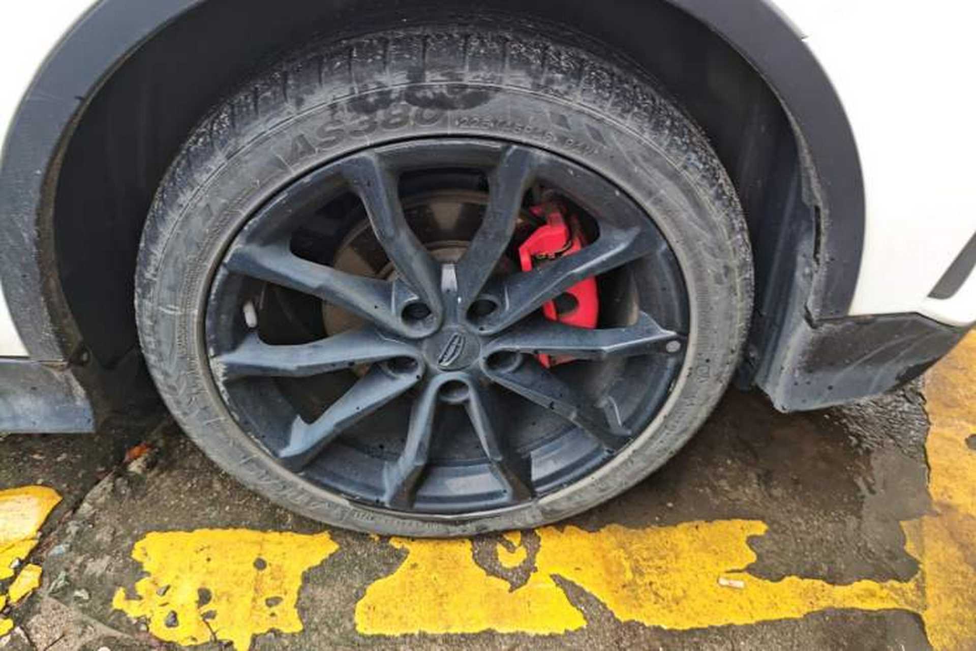 Used Geely Auto Emgrand S 2021 1.4T CVT Luxury Version Right Front Wheel Hub