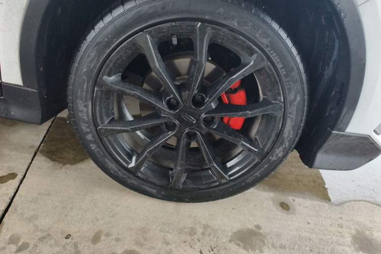 Used Geely Auto Emgrand S 2021 1.4T CVT Prestige Edition Right Front Wheel Hub