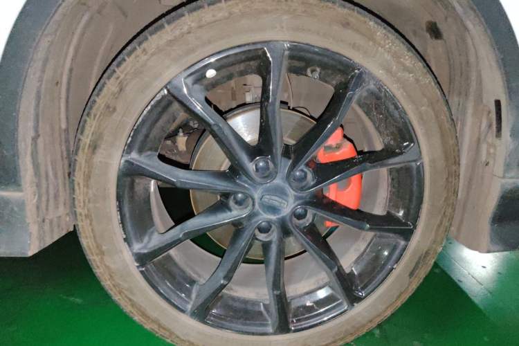 Used Geely Auto Emgrand S 2021 1.4T CVT Prestige Edition Right Front Wheel Hub