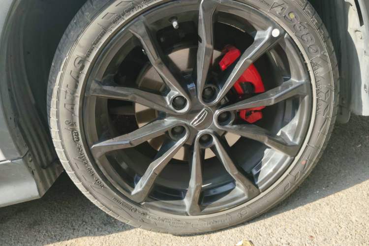 Used Geely Auto Emgrand S 2021 1.4T CVT Luxury Version Right Front Wheel Hub