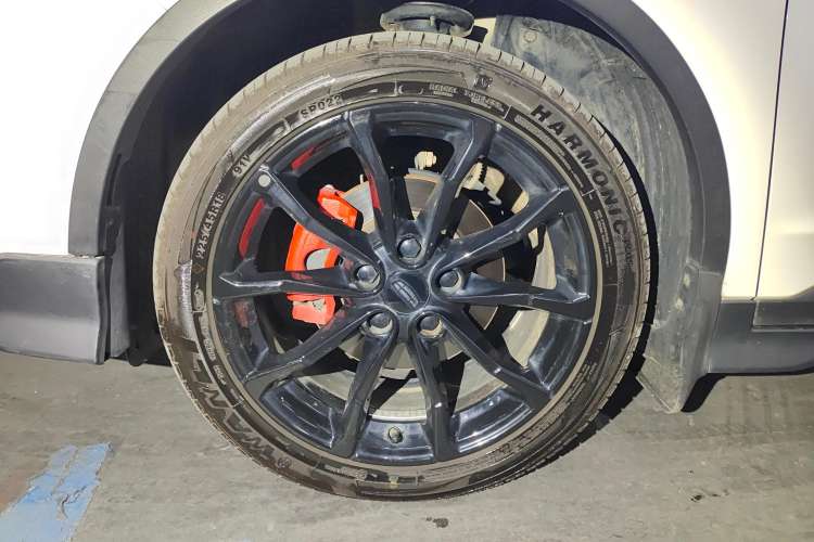 Used Geely Auto Emgrand S 2021 1.4T CVT Prestige Edition Right Front Wheel Hub