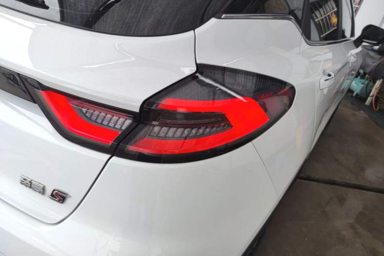 Used Geely Auto Emgrand S 2021 1.4T CVT Luxury Version Right Rear Taillight