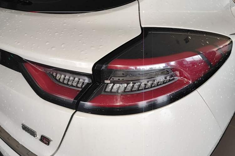 Used Geely Auto Emgrand S 2021 1.4T CVT Luxury Version Right Rear Taillight