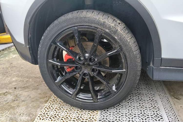 Used Geely Auto Emgrand S 2021 1.4T CVT Prestige Edition Right Rear Wheel Hub