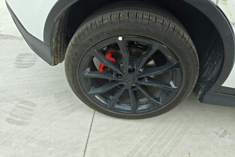 Used Geely Auto Emgrand S 2021 1.4T CVT Flagship Edition Right Rear Wheel Hub