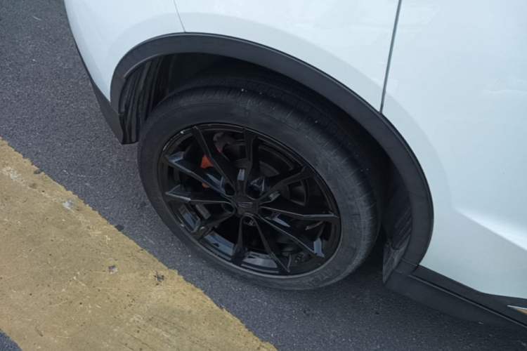 Used Geely Auto Emgrand S 2021 1.4T CVT Prestige Edition Right Rear Wheel Hub