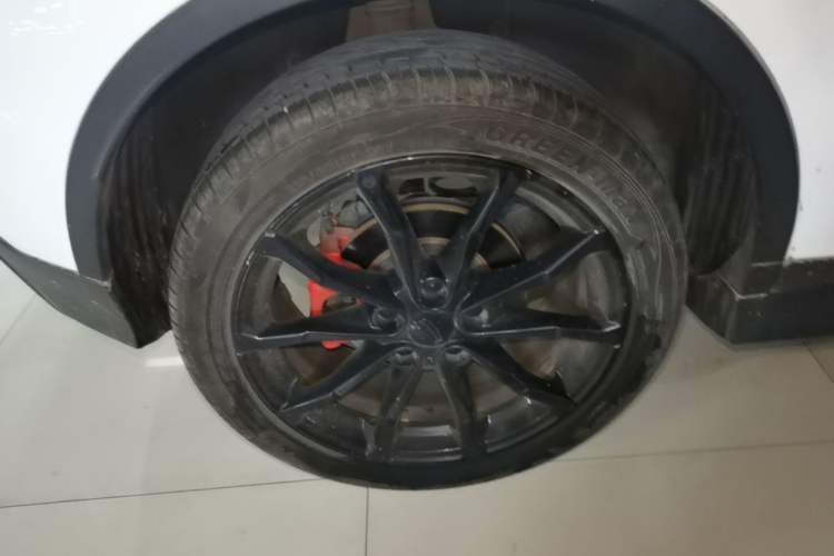 Used Geely Auto Emgrand S 2021 1.4T CVT Luxury Version Right Rear Wheel Hub
