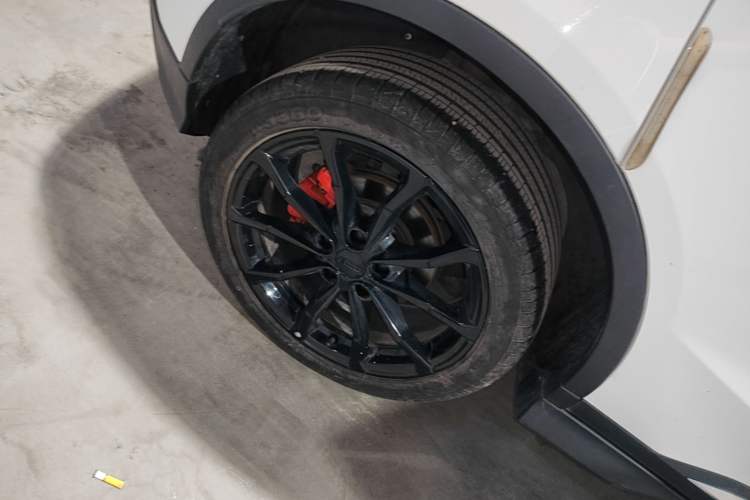 Used Geely Auto Emgrand S 2021 1.4T CVT Luxury Version Right Rear Wheel Hub