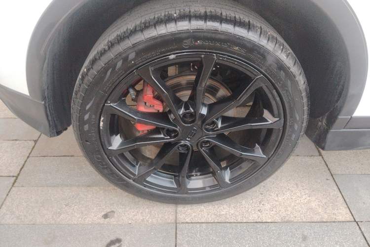 Used Geely Auto Emgrand S 2021 1.4T CVT Luxury Version Right Rear Wheel Hub