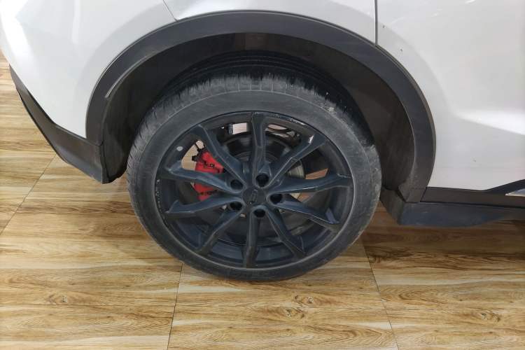 Used Geely Auto Emgrand S 2021 1.4T CVT Luxury Version Right Rear Wheel Hub
