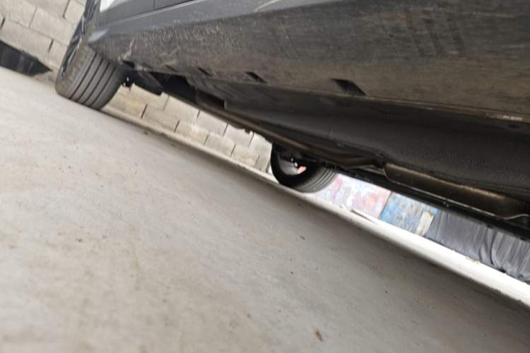 Used Geely Auto Emgrand S 2021 1.4T CVT Flagship Edition Right Side Sill