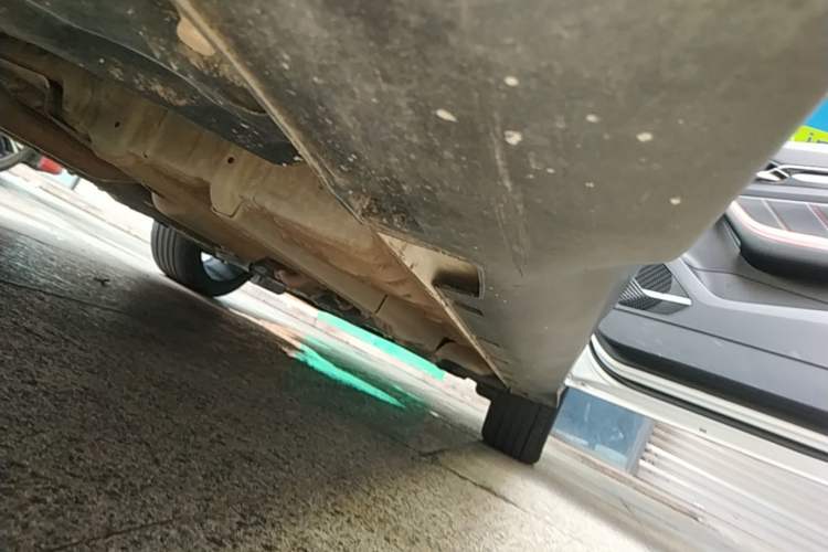Used Geely Auto Emgrand S 2021 1.4T CVT Prestige Edition Right Side Sill