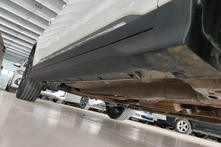 Used Geely Auto Emgrand S 2021 1.4T CVT Luxury Version Right Side Sill