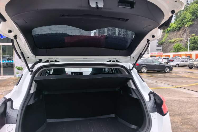 Used Geely Auto Emgrand S 2021 1.4T CVT Prestige Edition Trunk