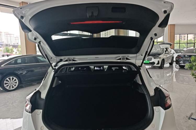 Used Geely Auto Emgrand S 2021 1.4T CVT Prestige Edition Trunk