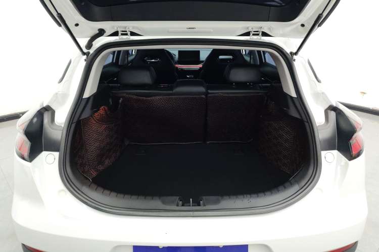 Used Geely Auto Emgrand S 2021 1.4T CVT Luxury Version Trunk