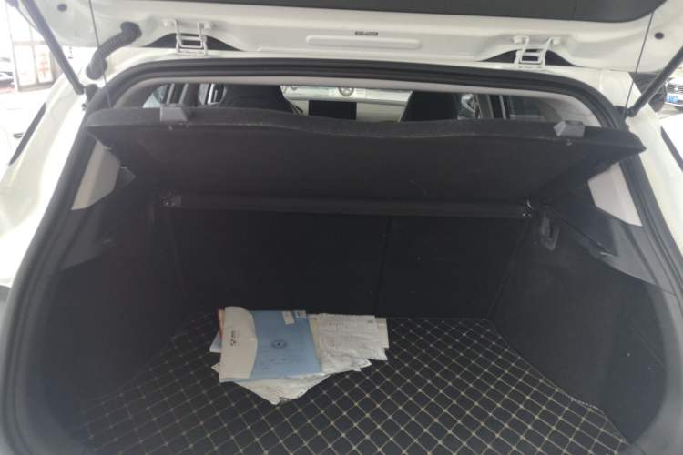 Used Geely Auto Emgrand S 2021 1.4T CVT Prestige Edition Trunk