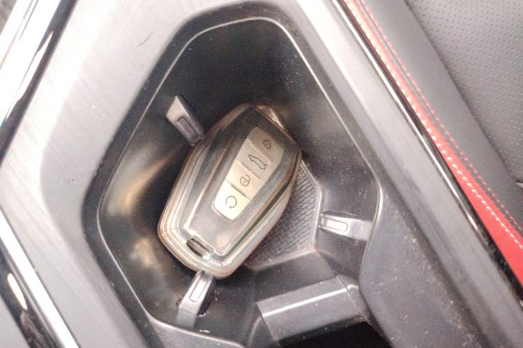 Used Geely Auto Emgrand S 2021 1.4T CVT Luxury Version Vehicle Key
