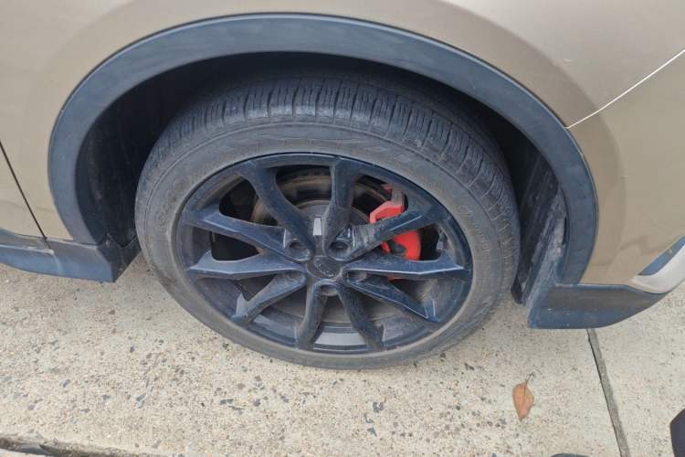 Used Geely Auto Emgrand S 2021 1.4T CVT Prestige Edition Right Front Wheel Hub