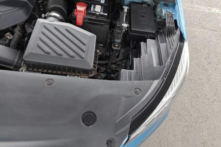 Used Geely Auto Emgrand S 2022 1.4T CVT Crossover Player Edition Engine Bay Left