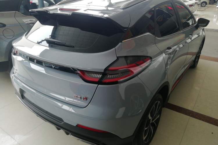 Used Geely Auto Emgrand S 2022 1.4T CVT Crossover Player Edition Exterior 5