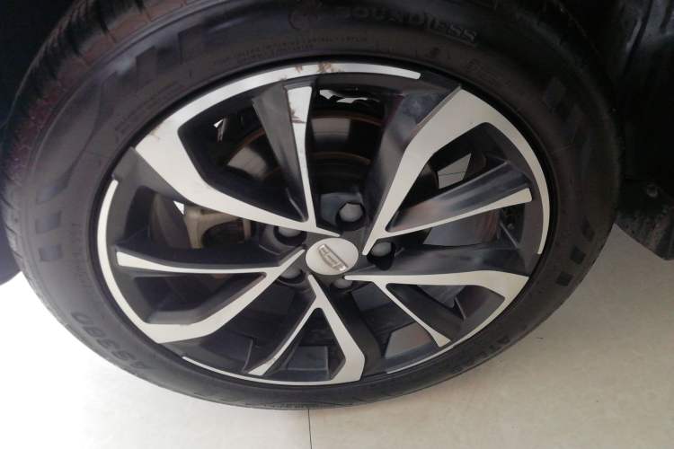 Used Geely Auto Emgrand S 2022 1.4T CVT Crossover Player Edition Exterior 8