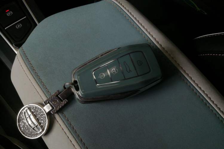 Used Geely Auto Emgrand S 2022 1.4T CVT Crossover Player Edition Interior 1